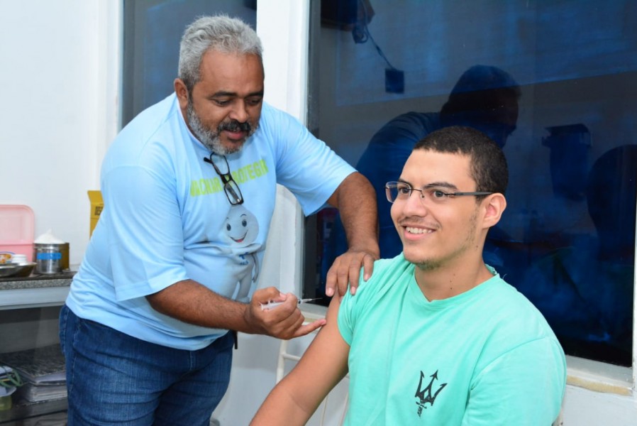 Floriano realiza Dia D contra o Sarampo e 17 salas de vacinação continuam abertas