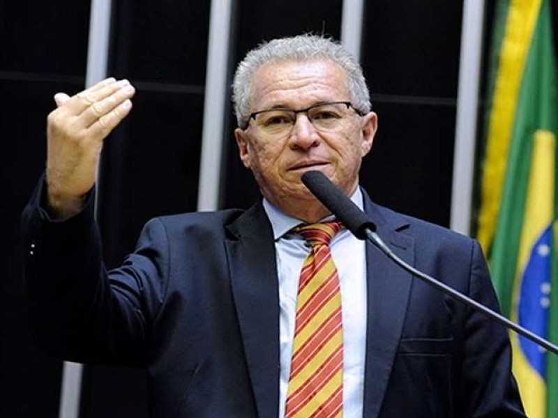 Prefeito Joel Rodrigues decreta luto oficial pela morte do deputado Assis Carvalho
