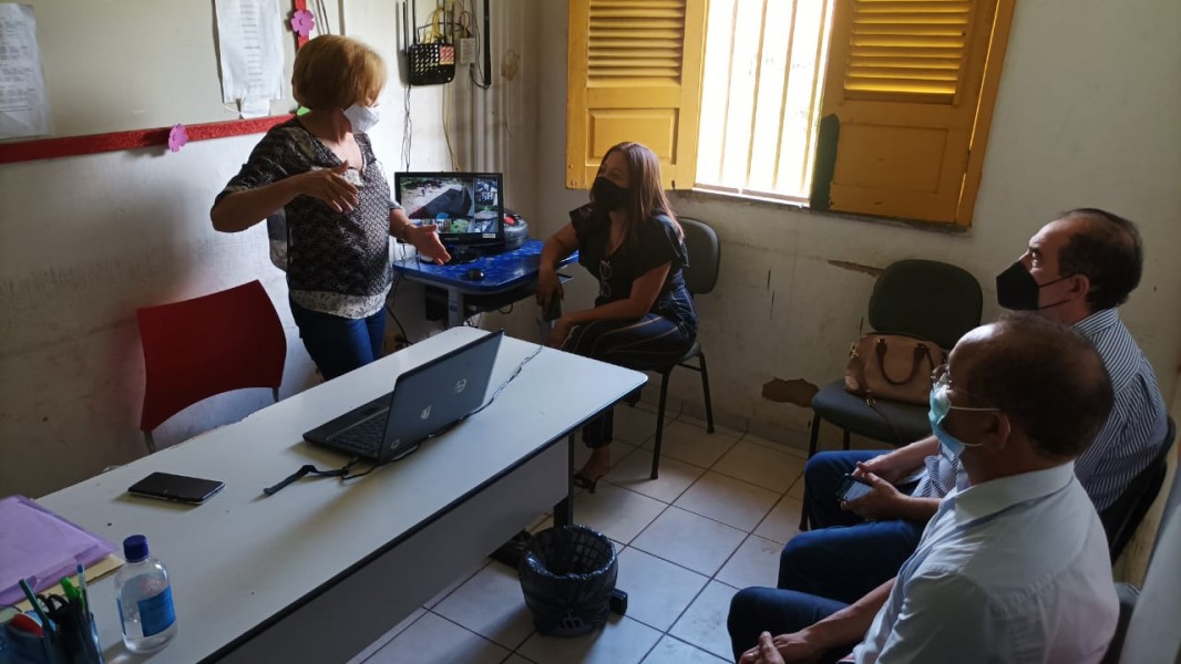 Escolas operacionalizam o Sistema de Acompanhamento e Monitoramento Educacional em Floriano