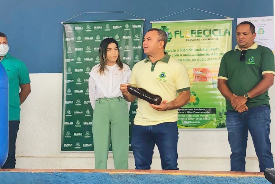 SEMAN implanta ecoponto do projeto ambiental Óleocoletar no Centro Administrativo Municipal