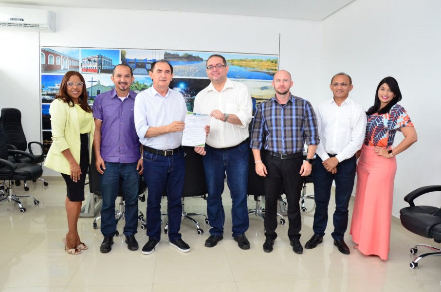 Antônio Reis dá posse aos novos membros do Comitê Municipal Gestor de Resultados 
