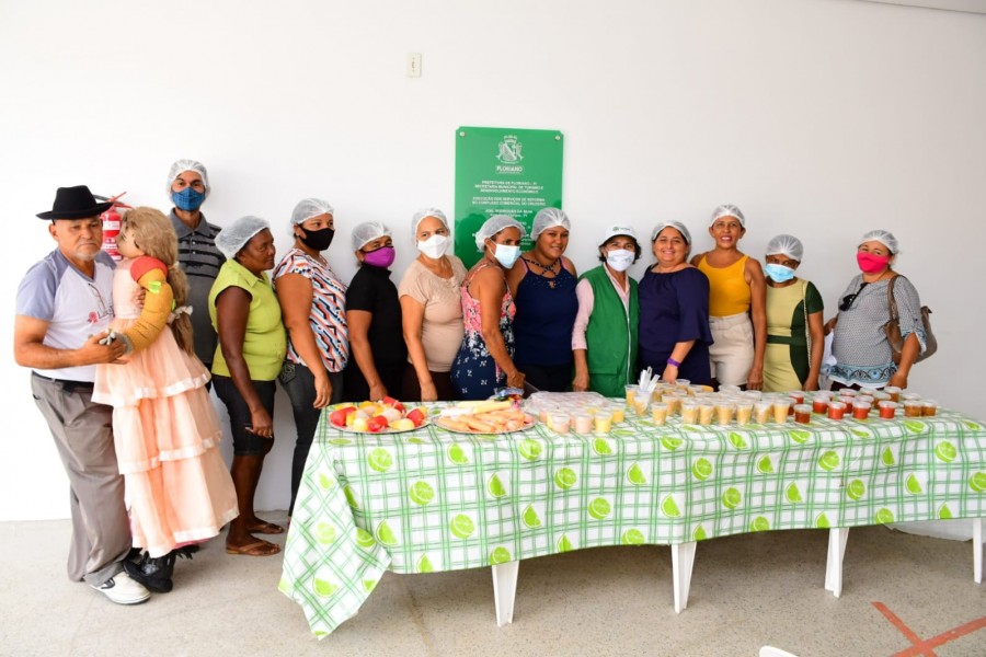 Prefeitura de Floriano entrega certificados do curso de Produção de Polpa de Fruta
