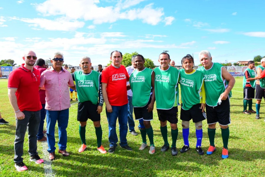 125 anos: Floriano promove partida de futebol dos veteranos no estádio Tiberão