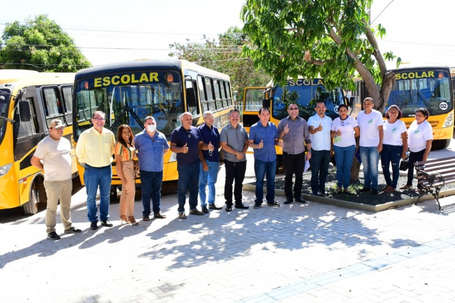 SEMED recupera seis ônibus e reforça a frota do transporte escolar em Floriano