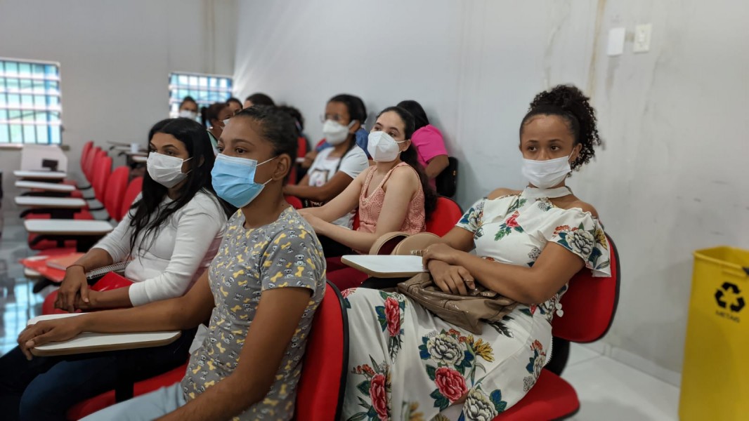 Multivacinação: Floriano treina  profissionais de saúde das salas de vacinas