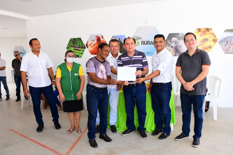 Prefeitura entrega certificados de Curso de Produção Industrial de Cajuína