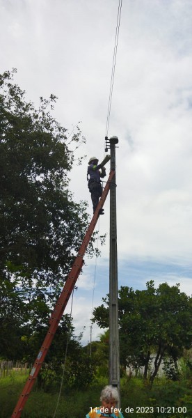 Mais quatro localidades rurais de Floriano recebem manutenção na iluminação pública