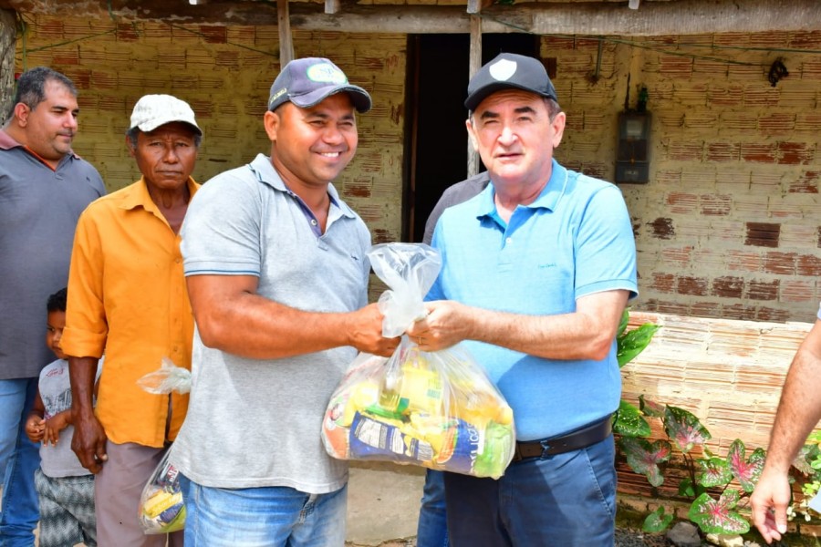 Floriano: Prefeitura inicia distribuição de cestas básicas do período de Semana Santa